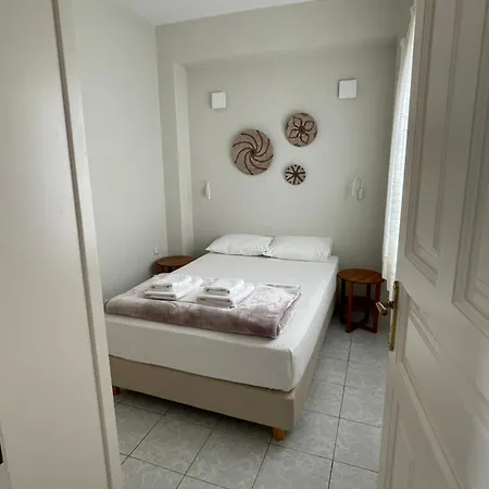 Manto Apartman Tínos